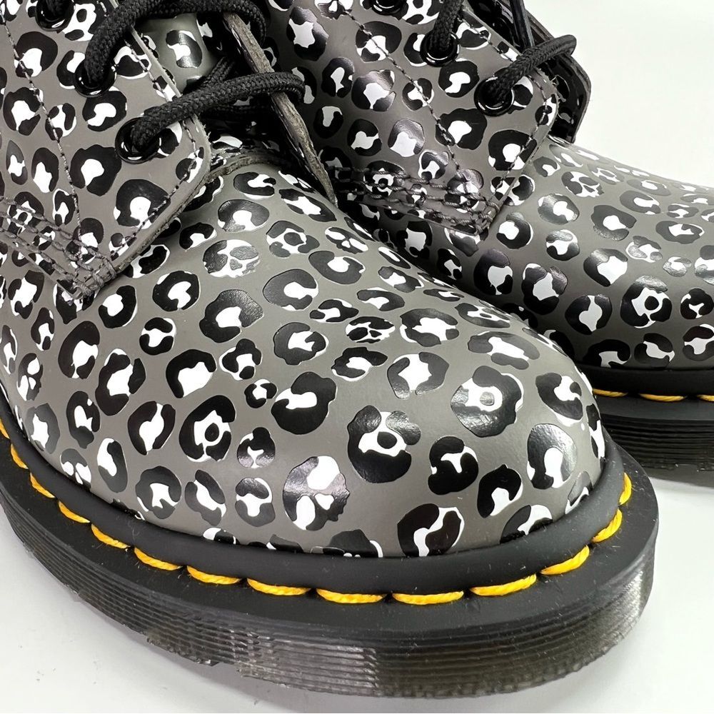 Dr. Martens Combat Boots 1460 Leopard Smooth Leather Lace Up 7 US/5UK - Picture 8 of 14
